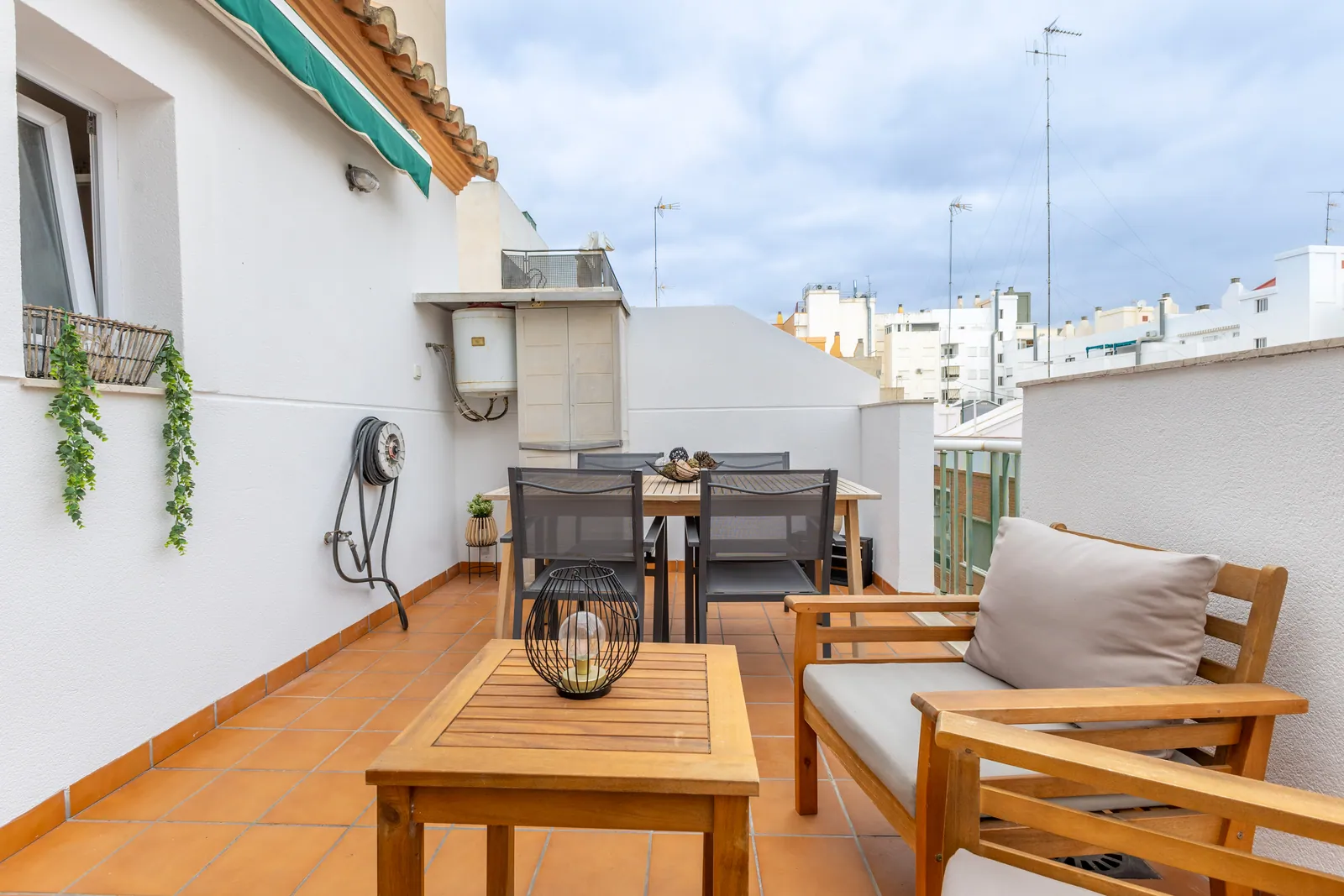 Ático con terraza en calle Claveles, después